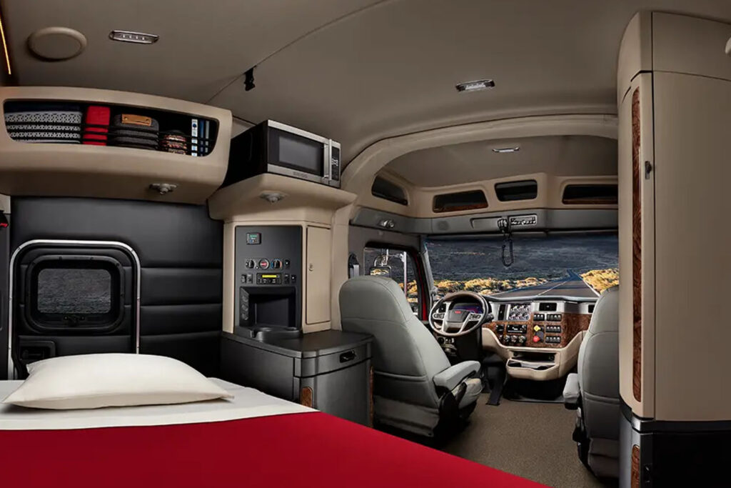 peterbiltcarcarierinterior